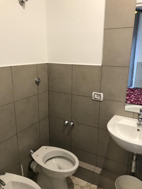 Cavour 124 -Guest-Room- Bari Exterior photo
