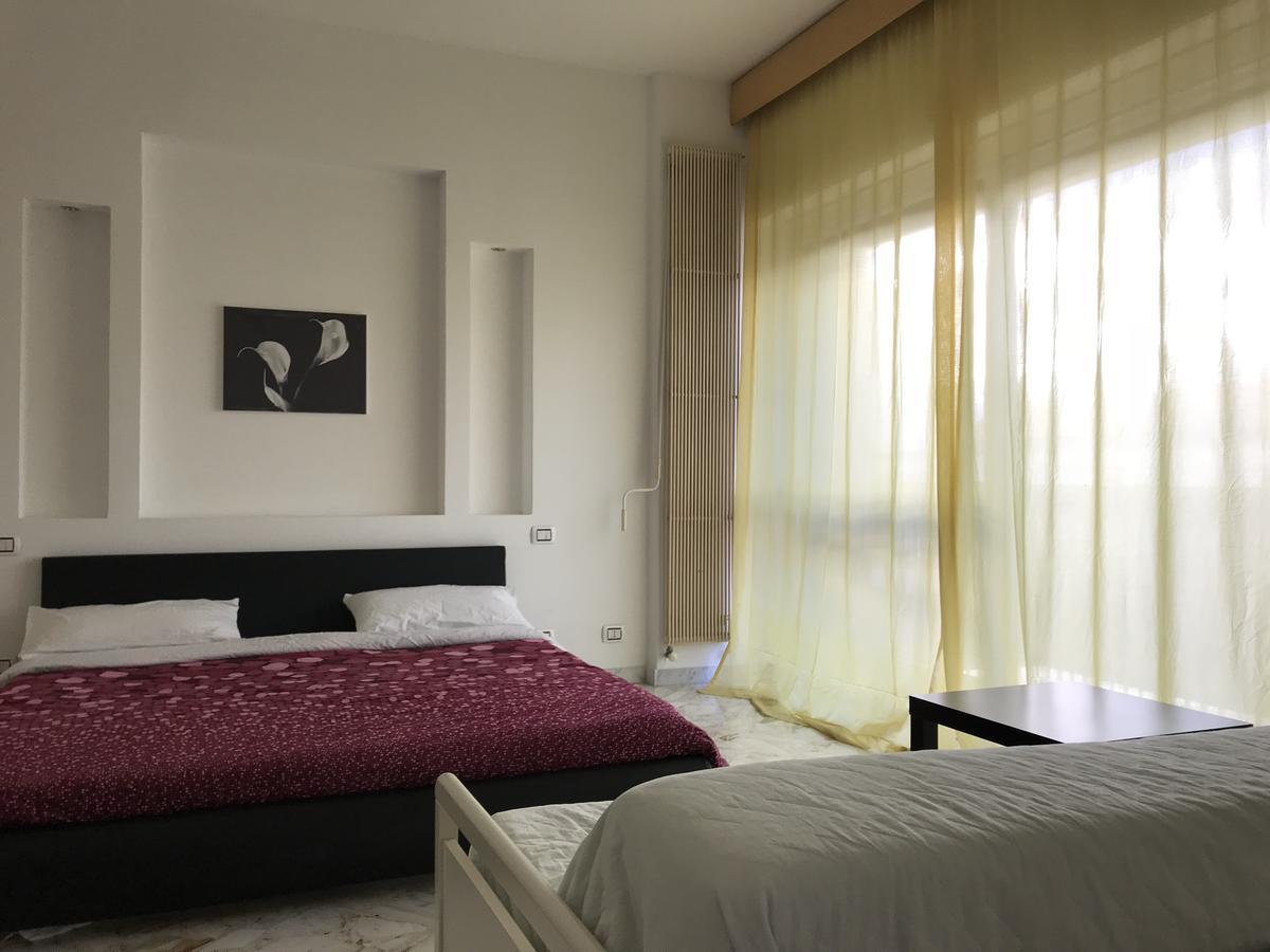 Cavour 124 -Guest-Room- Bari Exterior photo