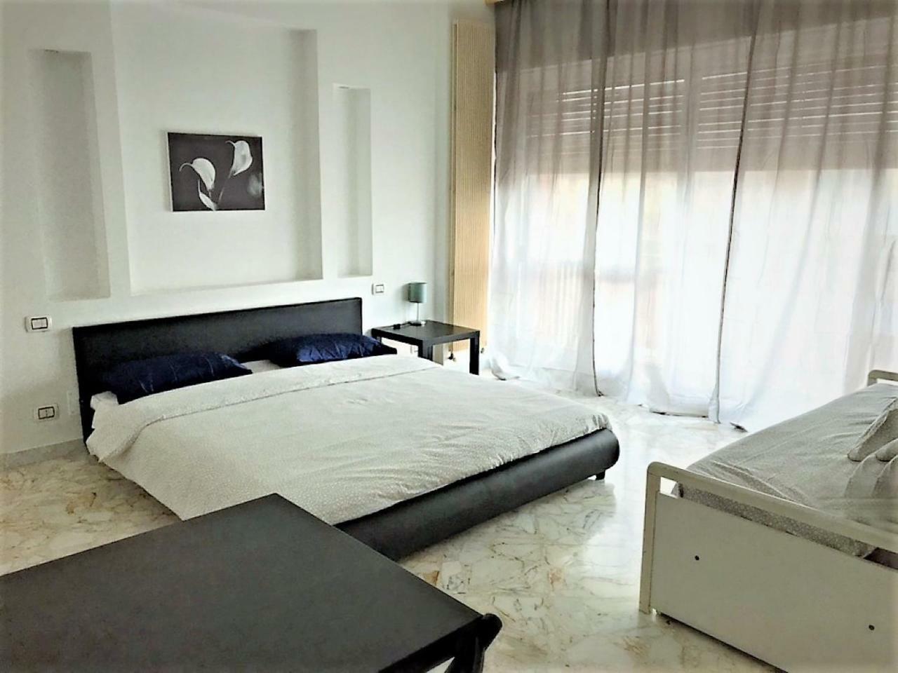 Cavour 124 -Guest-Room- Bari Exterior photo